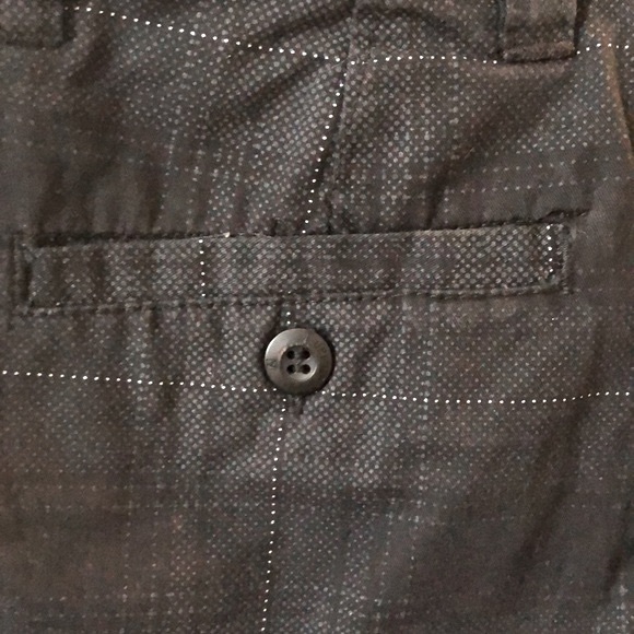 Lot of 2x [Champion] & [Univibe] Boys Sz M 8/10 Shorts - Black Plaid & Dark Gray - Picture 12 of 16